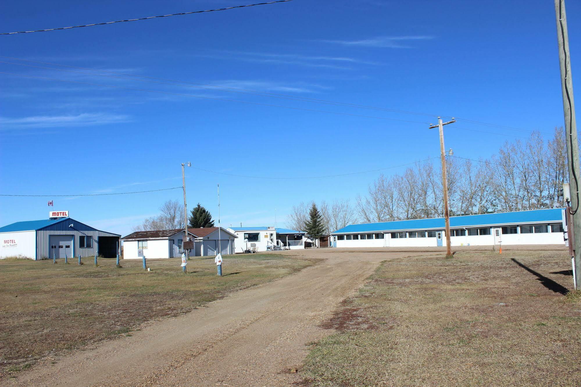 Raval Paradise Motel And Rv Park Youngstown Exteriör bild